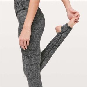 Lululemon Still Mind tight leggings grey women’s size 8 eight barre yoga